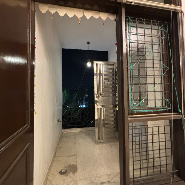 Balcony, malviya nagar 2 Bedroom 900 Sq.Ft. Builder Floor In Malviya Nagar Delhi 9447618