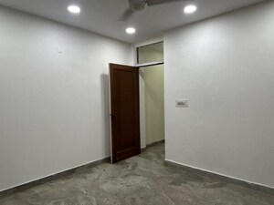 Room in 2 BHK Builder Floor at Malviya Nagar – for Rent