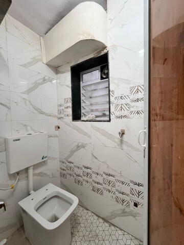 Bathroom in 2 BHK Apartment at Andheri West – for Rent