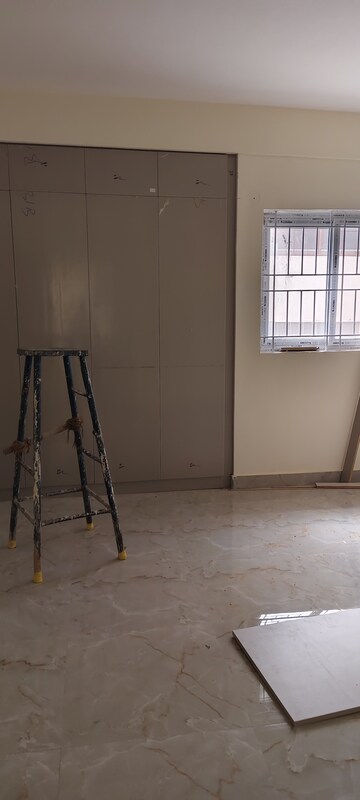 Room in 1 BHK Apartment at Indiranagar – for Rent