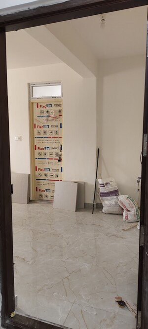 Staircase in 1 BHK Apartment at Indiranagar – for Rent