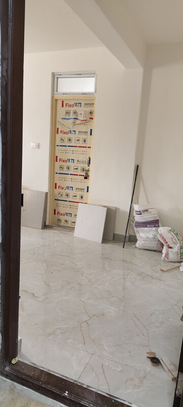 Staircase in 1 BHK Apartment at Indiranagar – for Rent