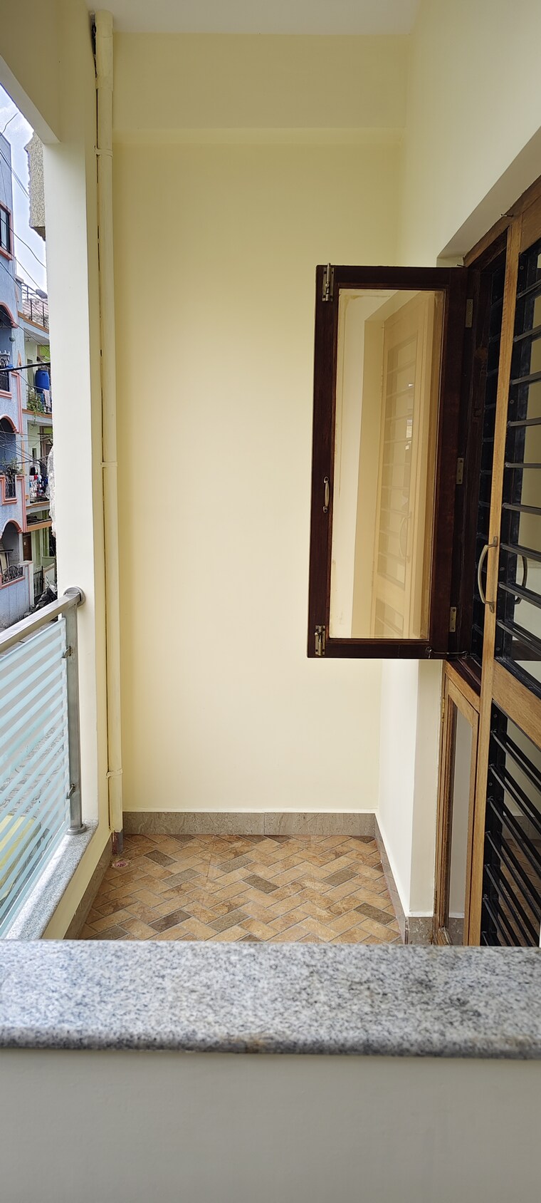 Balcony, halasuru 2 Bedroom 900 Sq.Ft. Apartment In Halasuru Bangalore 9447701
