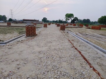  Plot – Exterior View View at Jankipuram Extension - for Sale