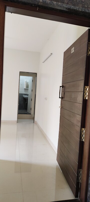 Bathroom in 1 BHK Apartment at Halasuru – for Rent