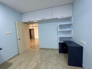 Room in 3 BHK Apartment at Vascon Forest County, Kharadi – for Rent