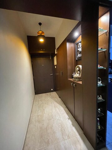 Room in 3 BHK Apartment at Vascon Forest County, Kharadi – for Rent