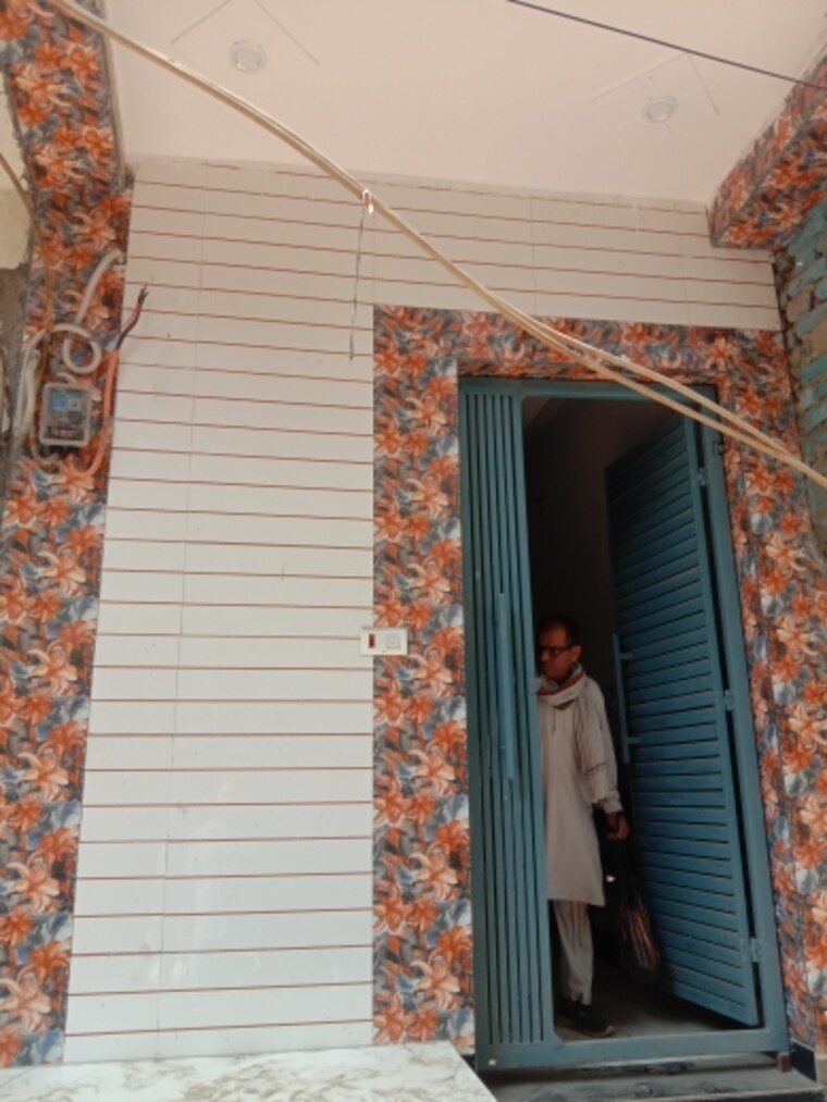 Bedroom, dwarka mor 1 Bedroom 270 Sq.Ft. Independent House In Dwarka Mor Delhi 9447738