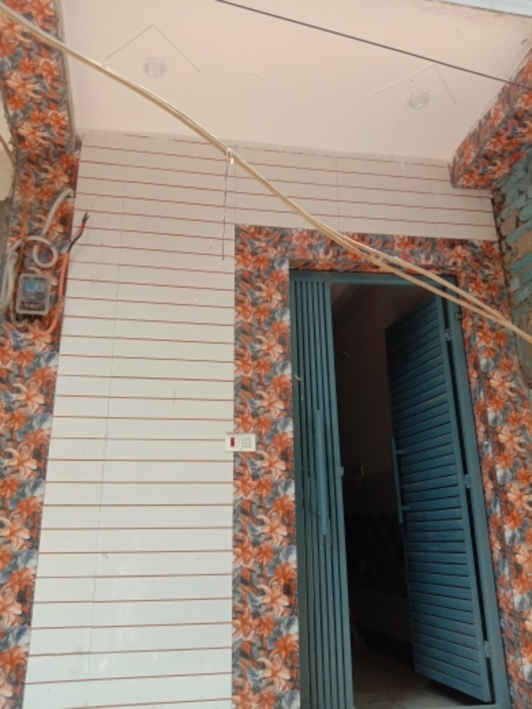 Exterior View, dwarka mor 1 Bedroom 270 Sq.Ft. Independent House In Dwarka Mor Delhi 9447738