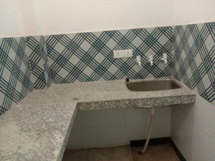 Bathroom, dwarka mor 1 Bedroom 270 Sq.Ft. Independent House In Dwarka Mor Delhi 9447738
