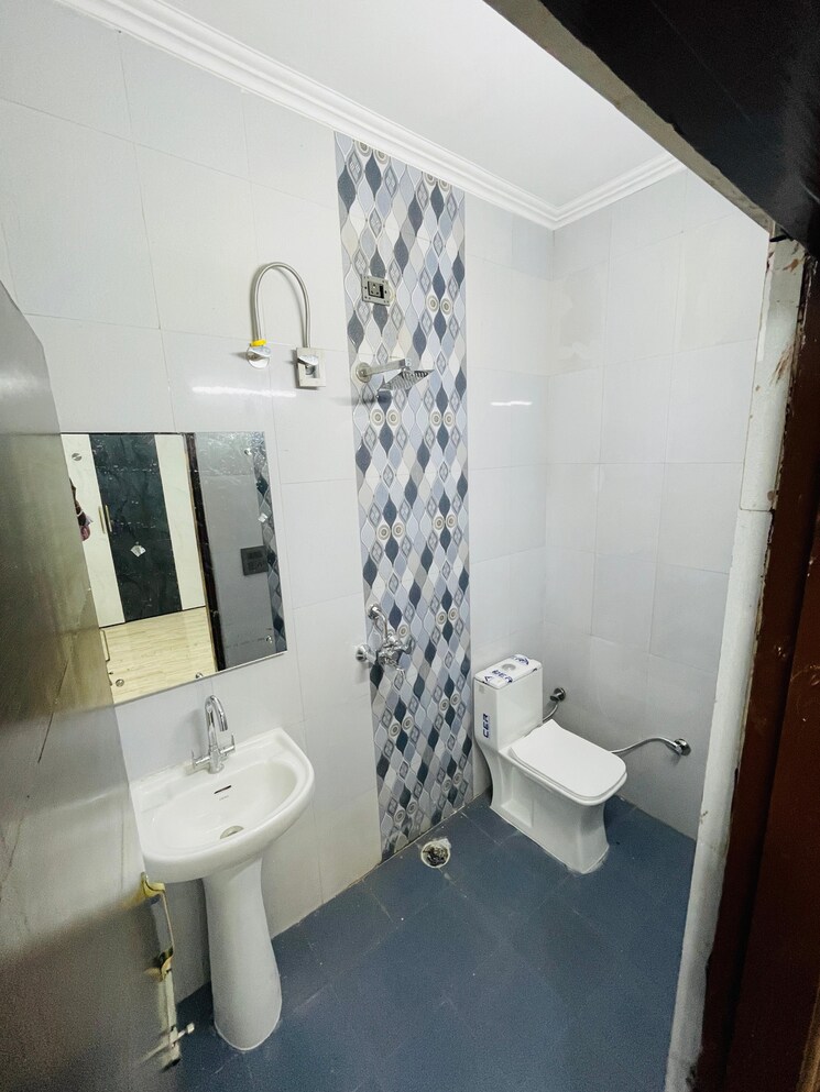 Bathroom, ambala highway 6 Bedroom 1800 Sq.Ft. Independent House In Ambala Highway Zirakpur 9447737