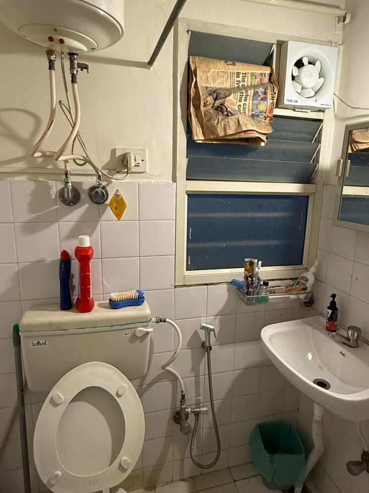 Master Bedroom, somerset-apartments 2 Bedroom 945 Sq.Ft. Apartment In Mg Road Bangalore 9447775