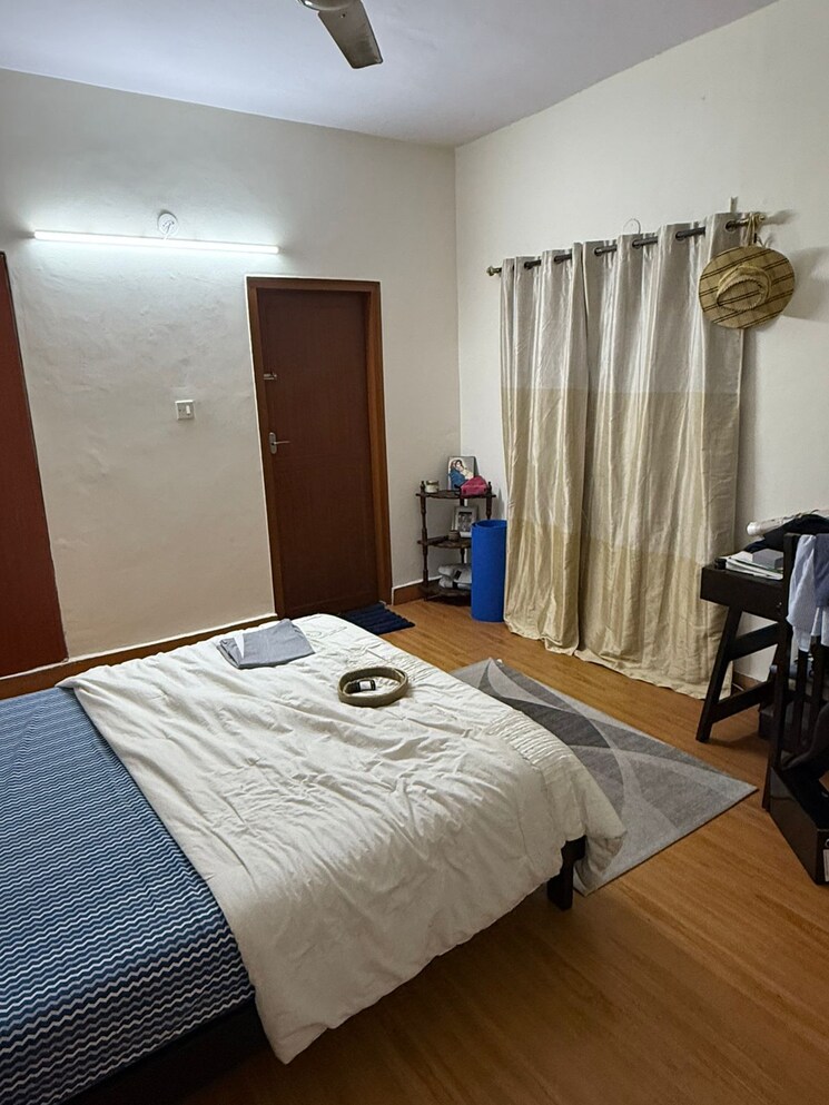 Bedroom, somerset-apartments 2 Bedroom 945 Sq.Ft. Apartment In Mg Road Bangalore 9447775