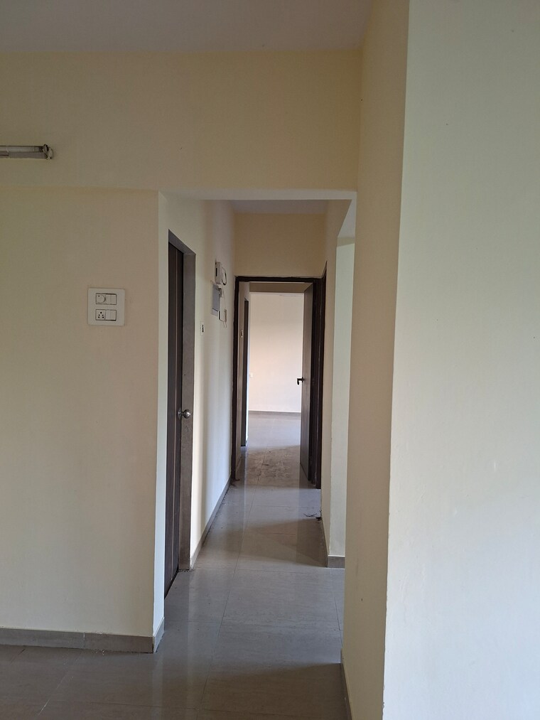 undefined, rosa-gardenia 2 Bedroom 990 Sq.Ft. Apartment In Ghodbunder Road Thane 9447784