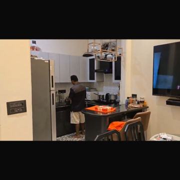 Kitchen in Studio Builder Floor at Malviya Nagar – for Rent