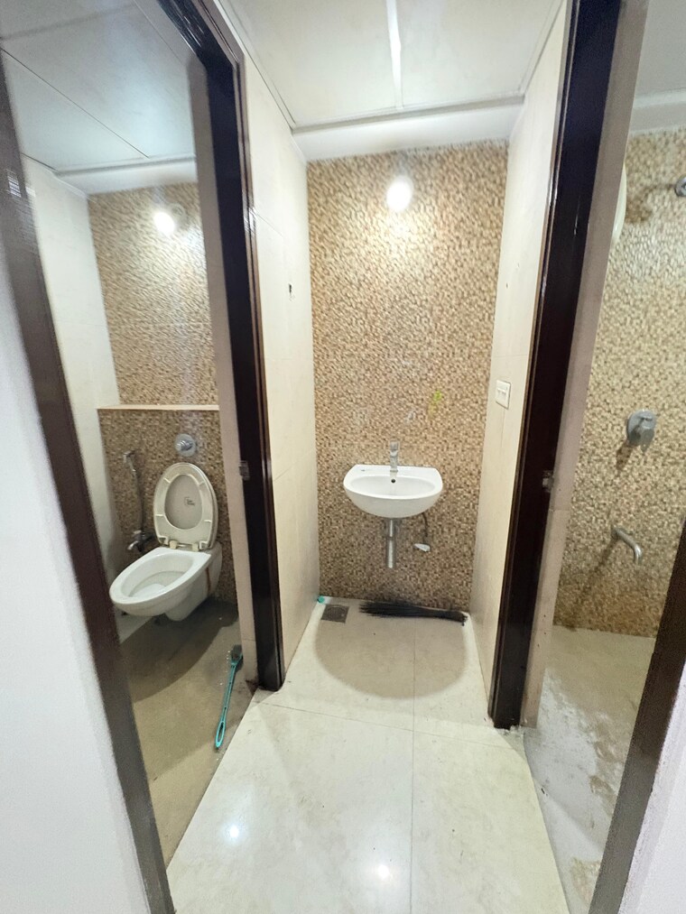 Bathroom, lodha-lakeshore-greens 1 Bedroom 510 Sq.Ft. Apartment In Dombivli East Thane 9447806