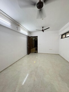 1 BHK + Pooja Room,Servant Room,Study Room Apartment For Sale in Lodha Lakeshore Greens