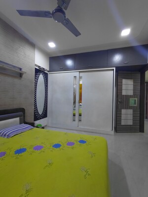 2 BHK Apartment For Rent in Swapna Shrushti Apartment, Malad West