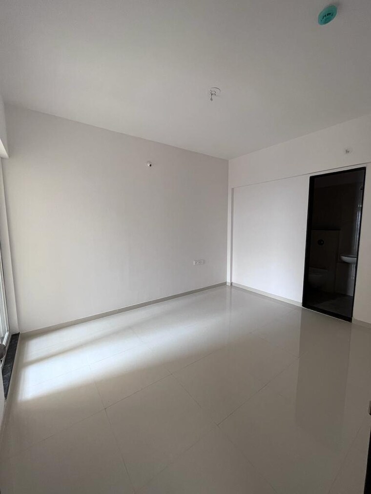 Room, mantra-insignia 2 Bedroom 880 Sq.Ft. Apartment In Mundhwa Pune 9447827