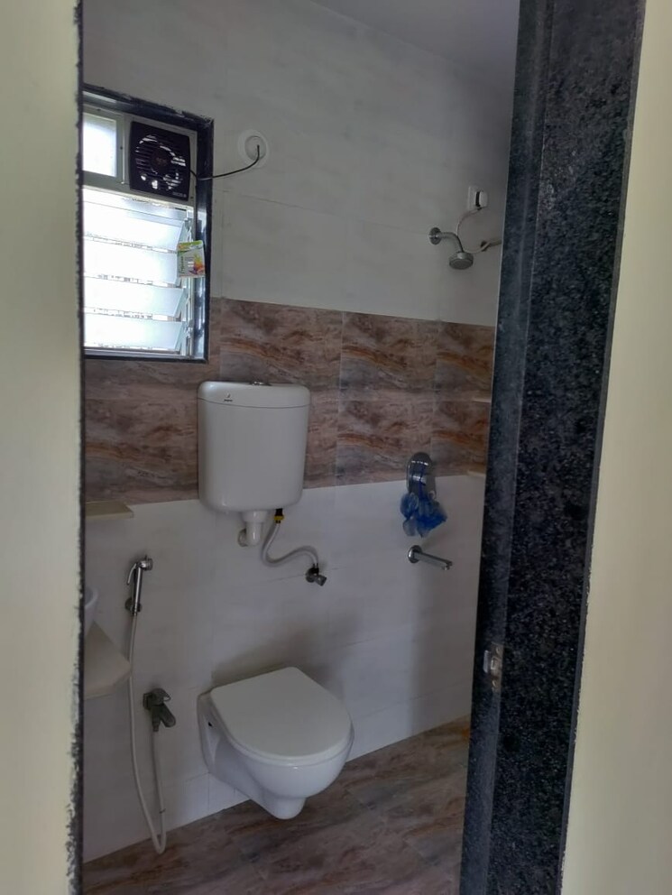 Bathroom, jvm-sky-court 2 Bedroom 650 Sq.Ft. Apartment In Bhayandarpada Thane 9447829