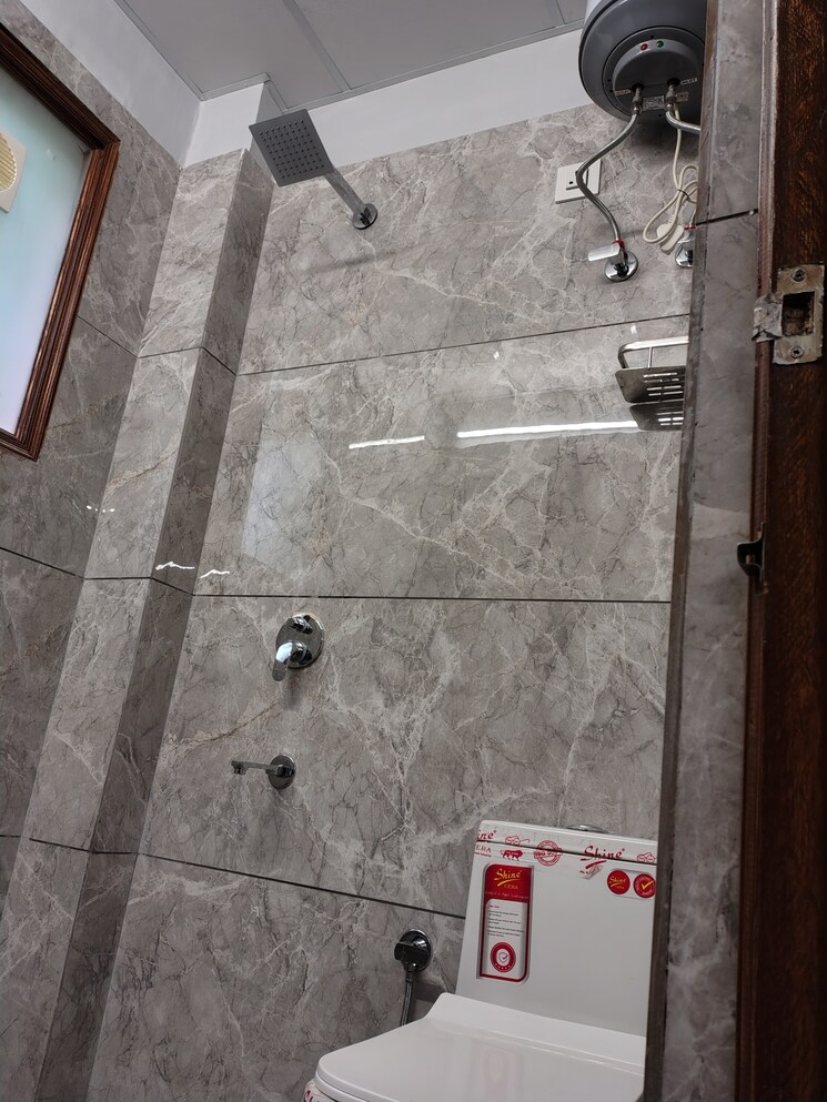 Bathroom, south city 1 1 RK 280 Sq.Ft. Builder Floor In South City 1 Gurgaon 9447834