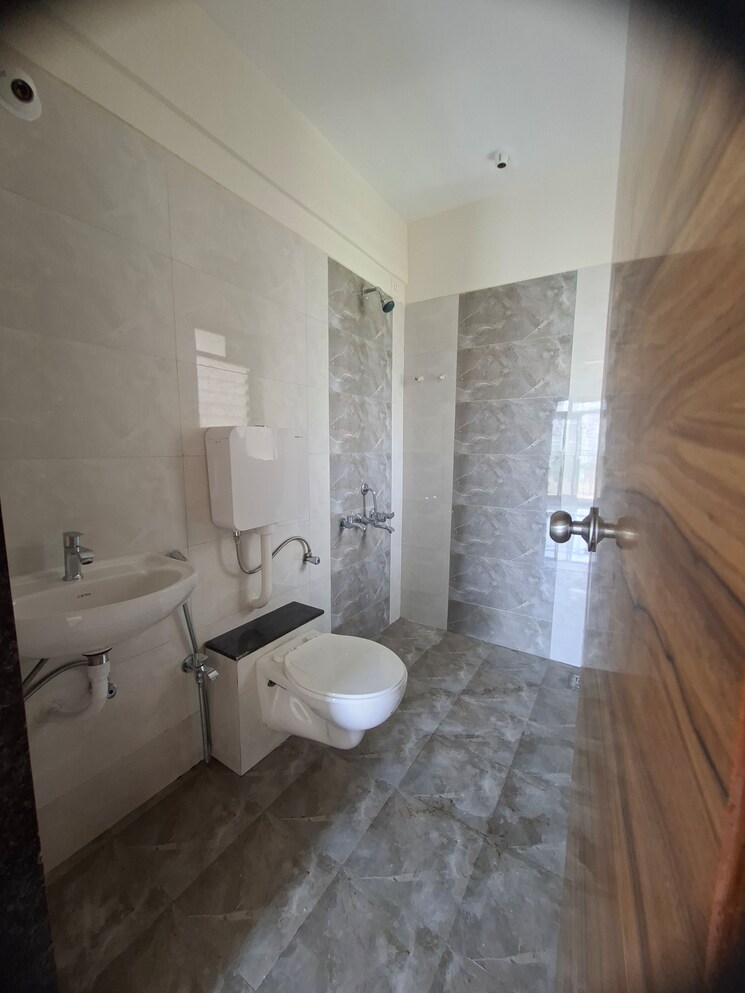 Bathroom, km-horizon-exotica 2 Bedroom 525 Sq.Ft. Apartment In Haware City Thane 9447832