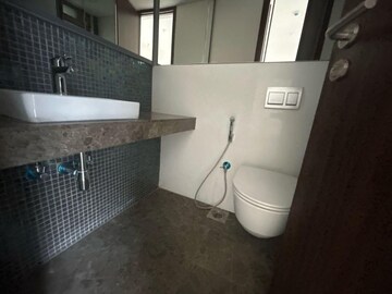 Bathroom in 3 BHK Apartment at Lodha The Park, Worli – for Sale