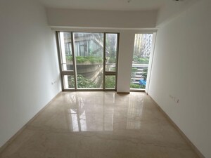 Room in 3 BHK Apartment at Lodha The Park, Worli – for Sale