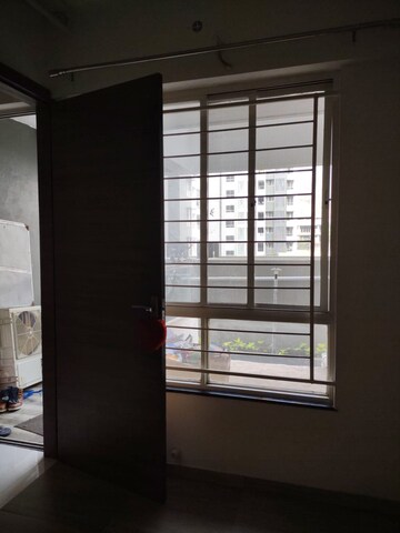 Room in 2 BHK Apartment at Saheel ITrend Homes, Hinjewadi – for Rent