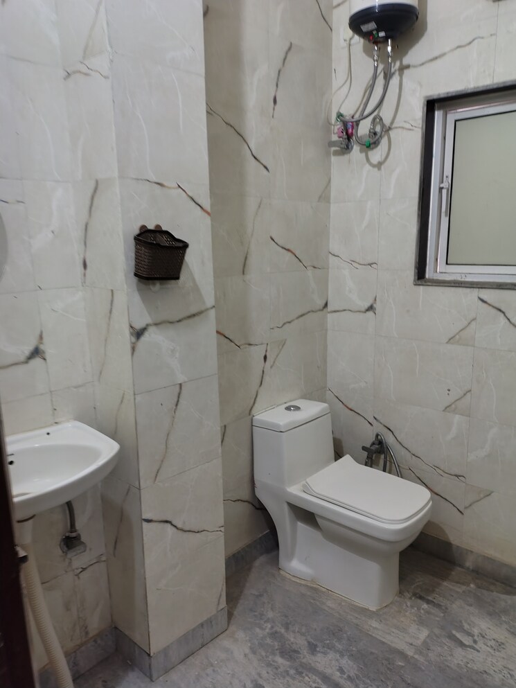 Bathroom, greenwood-city 1 RK 560 Sq.Ft. Builder Floor In Sector 40 Gurgaon 9447840