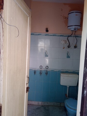 Bathroom in 1 RK Builder Floor at South City 1 – for Rent