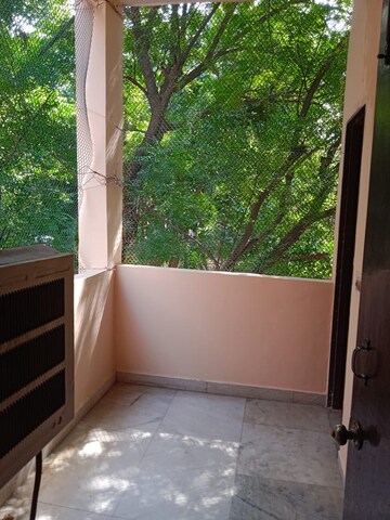 Balcony in 1 RK Builder Floor at South City 1 – for Rent