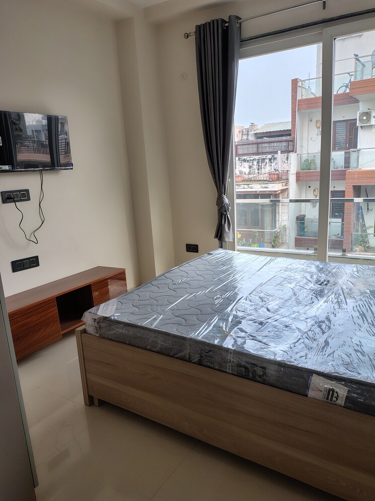 Balcony, sector 45 2 Bedroom 1100 Sq.Ft. Builder Floor In Sector 45 Gurgaon 9447854