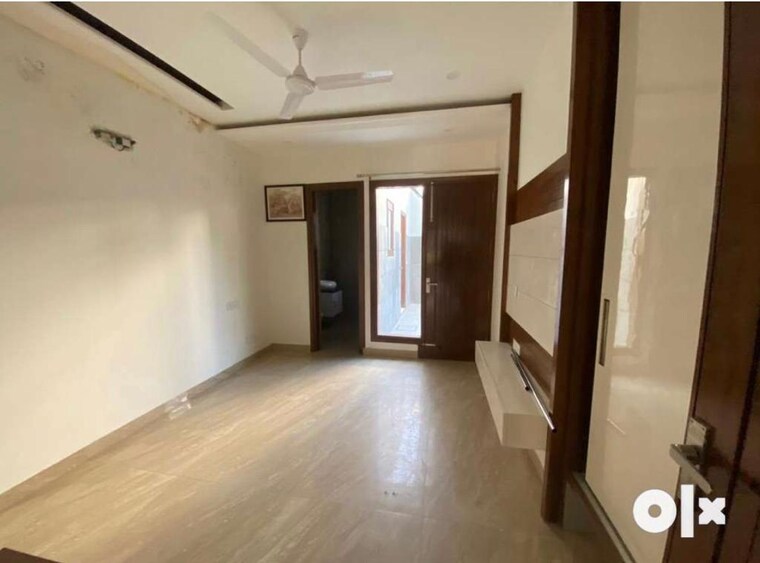 Room, sector 38 3 Bedroom 2500 Sq.Ft. Builder Floor In Sector 38 Chandigarh 9447855