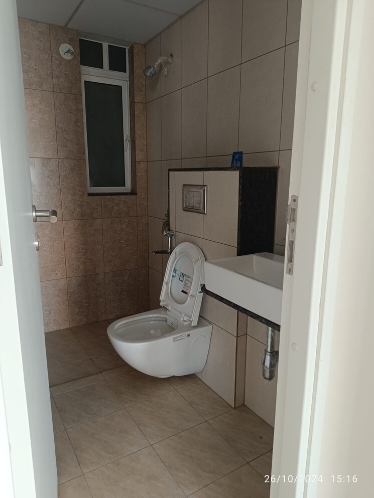 Bathroom, godrej-green-cove 3 Bedroom 815 Sq.Ft. Apartment In Mahalunge Pune 9447861