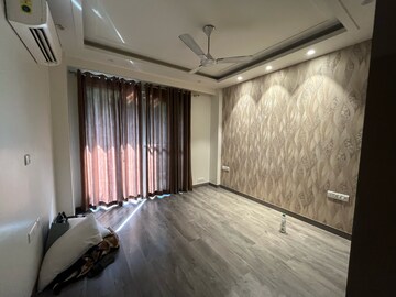 Bedroom in 3 BHK Builder Floor at Ansal Sushant Lok I, Sector 43 – for Rent