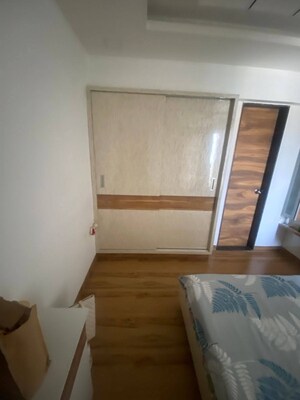 Room in 3 BHK Apartment at Brahma Realty Skycity, Dhanori – for Rent