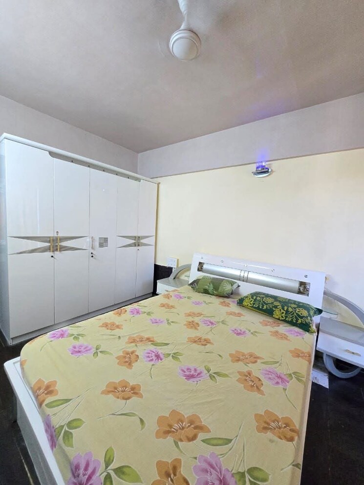 Bedroom, rohan-mithila 3 Bedroom 2000 Sq.Ft. Apartment In Viman Nagar Pune 9447909