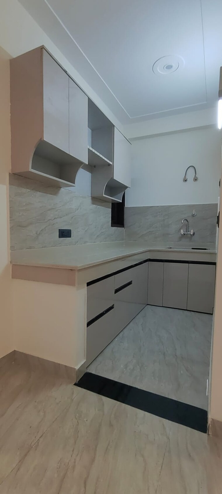 Kitchen, aman-luxury-apartments 1 Bedroom 650 Sq.Ft. Apartment In Sahastradhara Road Dehradun 9447916