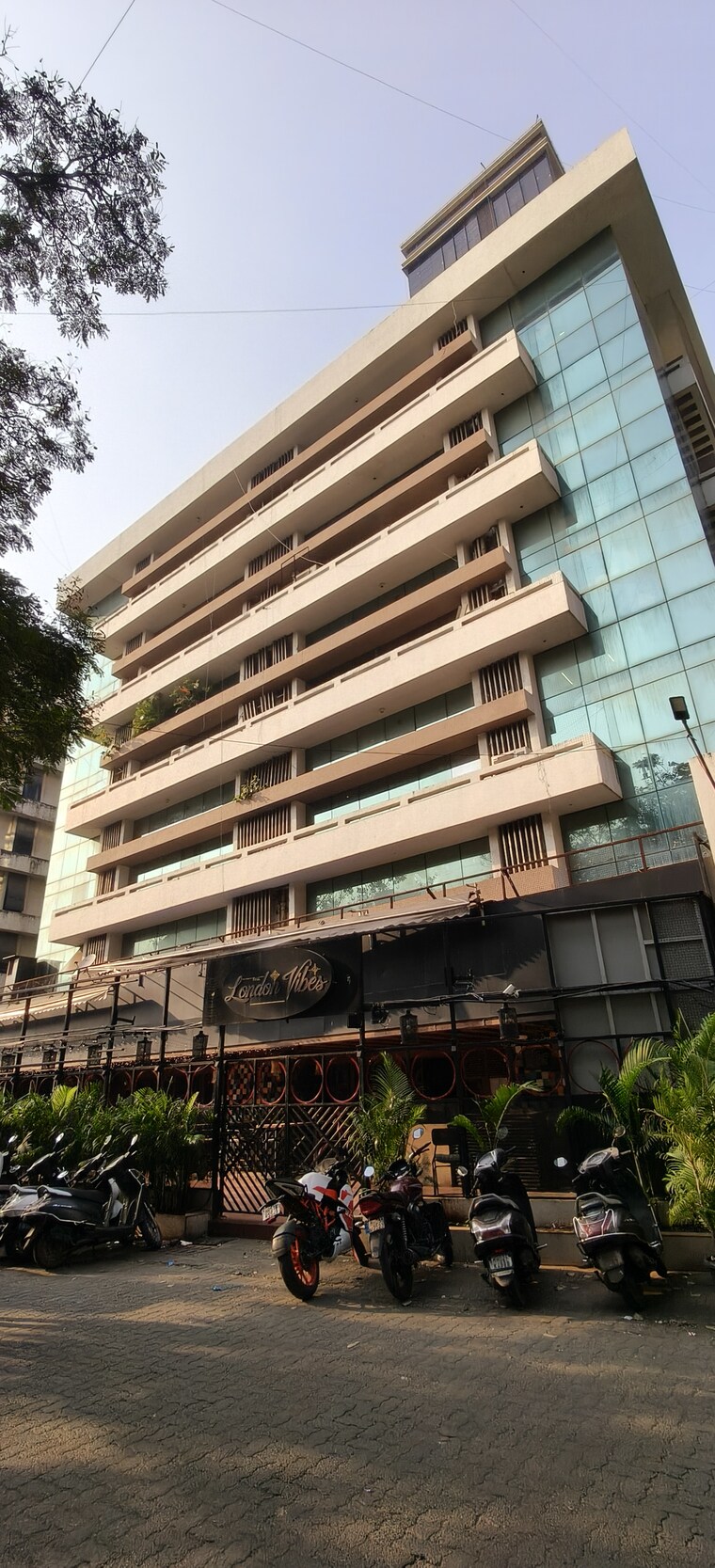 Exterior View, oberoi-chambers Commercial Office Space 870 Sq.Ft. In Andheri West Mumbai 9447958