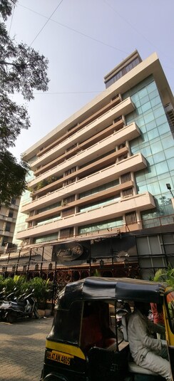 Office Space For Sale in Oberoi Chambers