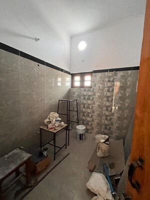 Attached Bathroom in 3 BHK Independent House at Mohit Nagar – for Rent