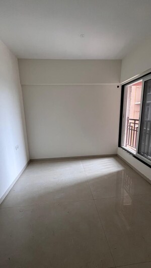 2 BHK Apartment For Sale in Sandhya Eve Horizon, Kandivali West