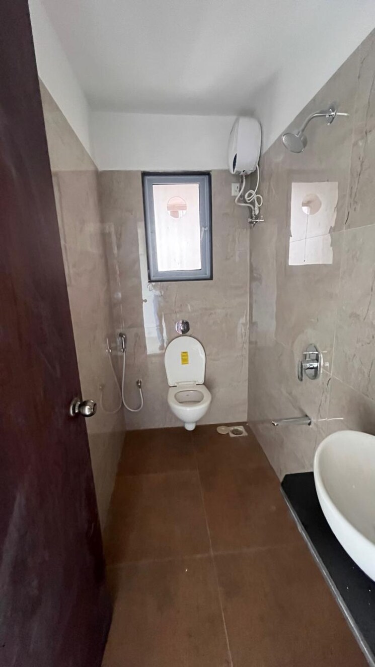Bathroom, sandhya-eve-horizon 2 Bedroom 700 Sq.Ft. Apartment In Kandivali West Mumbai 9448026