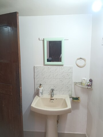 Bathroom in 1 BHK Villa at Six Mile – for Rent