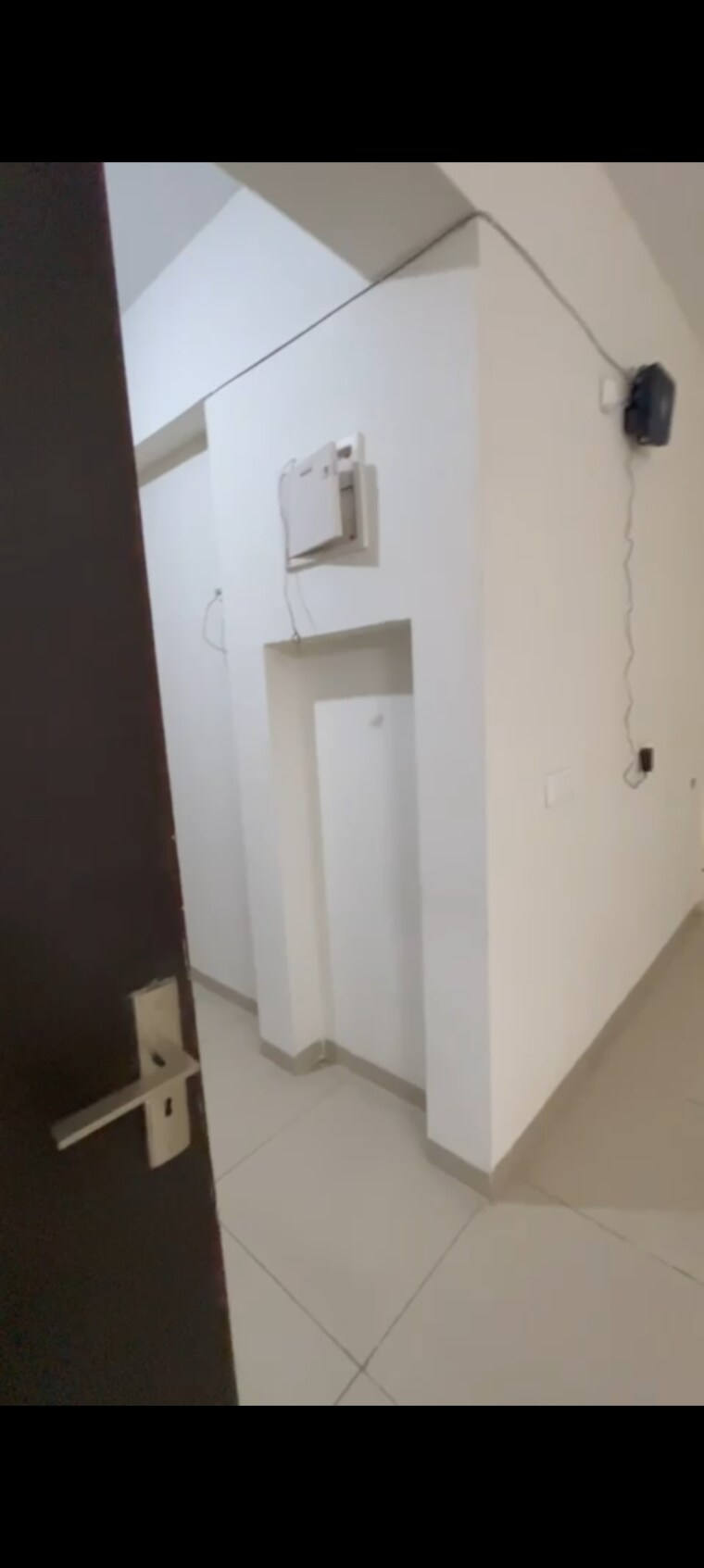 Bathroom, wave-dream-homes 2 Bedroom 808 Sq.Ft. Apartment In Wave City Ghaziabad 9448033