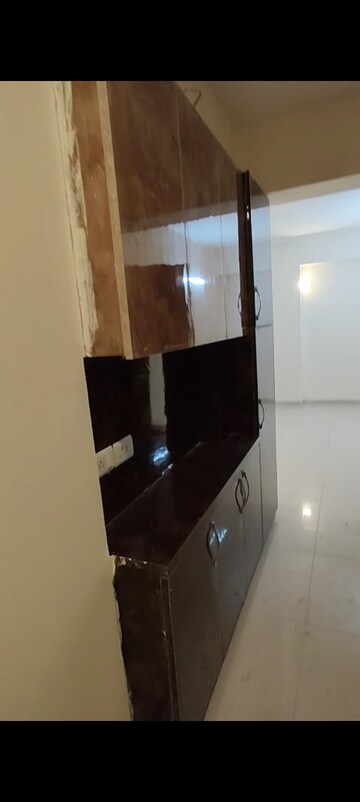 Furnished Amenities in 2 BHK Apartment at Wave Dream Homes, Wave City – for Rent