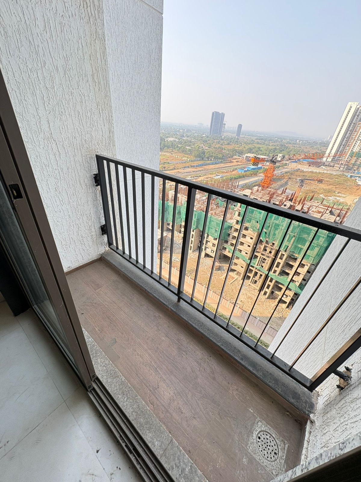 1 BHK + Pooja Room Apartment For Rent in Runwal Gardens