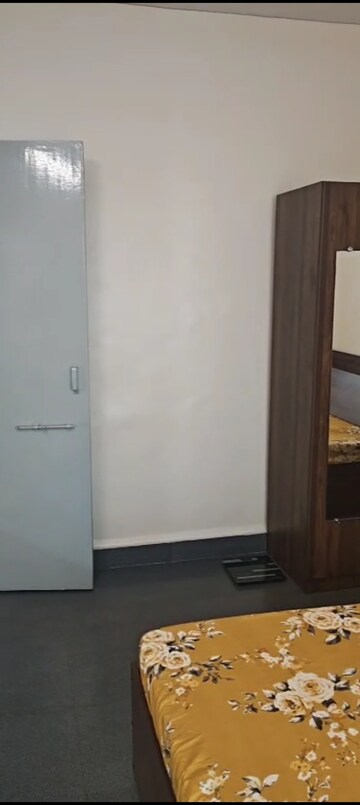 Room in 1 BHK Apartment at Rahul Terrace, Koregaon Park – for Rent