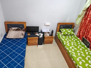 Room in  Pg at Gokuldham Colony – for Rent